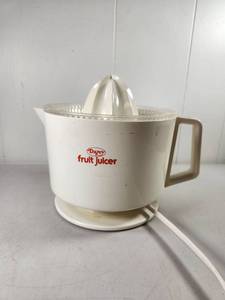 lot 222 image: Dazey Fruit Juicer Works