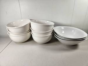 lot 236 image: Lot of Bowls - 9 Pieces White