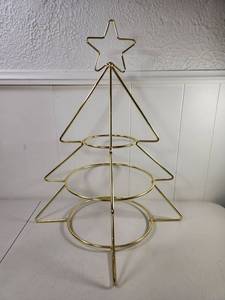 lot 321 image: Wire Tree Stand with 3 Circular Tiers and Star Topper