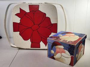 lot 330 image: Holiday Storage Basket & Box Set Red Bow and Ho Ho Ho Santa Design