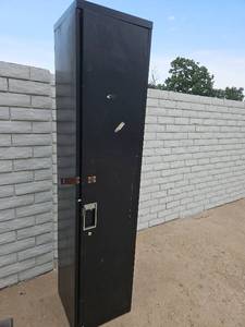 lot 9 image: Black Metal Storage Cabinet Locker with Interior Shelf
