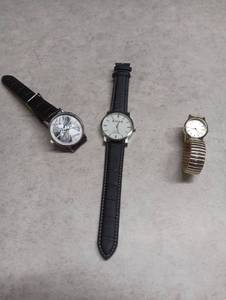 lot 429 image: Lot of 3 Wristwatches Eiger Gold Edition Black Leather Band