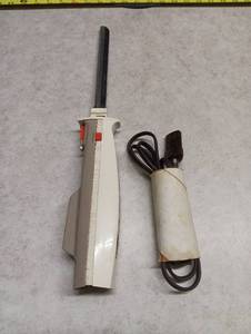 lot 470 image: Electric Carving Knife with Cord