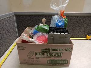 lot 478 image: Alcan Company Mixed Lot Reloading Components Wads Primers Plastic Parts