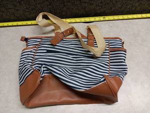 lot 529 image: Striped Canvas Tote Bag with Leather Handles and Trim