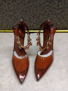 lot 548 image: Cape Robbin Pointed Toe Heeled Boots Size 8.5