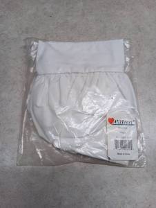 lot 573 image: AllHeart Chef Hat White AH-16500-011