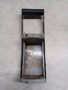 lot 588 image: Manual Aluminum Can Crusher