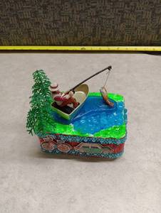 lot 603 image: Fishing Scene Decorative Collectible Figurine with Embellished Base