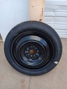 lot 608 image: 17570D13 Tire on Steel Wheel 5-Lug