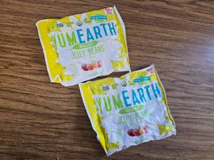lot 8681 image: 2 Pack YumEarth Organic Jellybeans, 10oz