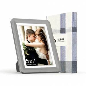 lot 246 image: Dark Gray 5x7 Picture Frame