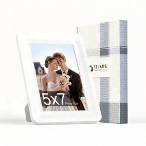 lot 247 image: White 5x7 Picture Frame