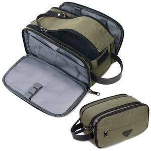 lot 294 image: Toiletry Bag for Men&nbsp
