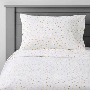 lot 2061 image: Full Stars Cotton Kids Sheet Set YellowWhite - Pillowfort Full Size, 220 Thread Count, OEKO-TEX Certified - Retail $35