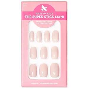 lot 2308 image: Olive & June Fake Nails - S Squoval - Tutu - 32ct - Retail $11