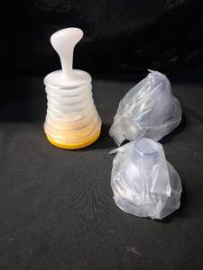 lot 2683 image: Choking Rescue Device with adult and child mask - Retail $30