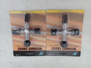 lot 17156 image: Mechanix Choice 4 Way Battery Post Cleaner, 2 Pack