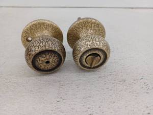 lot 17219 image: Kwikset Privacy Knob