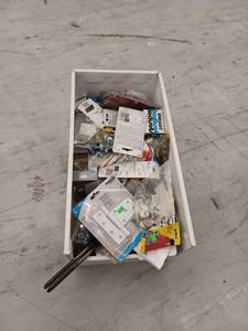 lot 17319 image: Miscellaneous Lot Of Items
