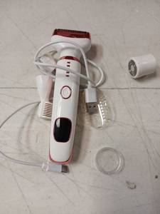 lot 13767 image: Rechargeable Grooming Kit 4-in-1 Lady Shaver Eyebrow Trimmer Nose Trimmer Beard Trimmer