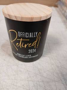 lot 5094 image: Officially Retired 2024 Scented Candle with Wooden Lid