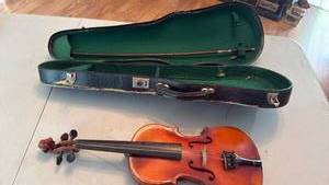 lot 1036 image: Violin and bow no strings