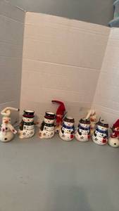 lot 1057 image: Snowman candle holders and wool snowmen figurines