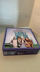 lot 1087 image: Pressman The Wizard of Oz Trivia Game