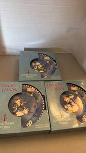 lot 1200 image: Winters Garden 4 SaladDessert Plates Set Microwave Dishwasher Safe