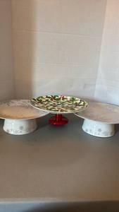 lot 1239 image: 3 Ceramic Cake Stands with Printed Designs Holly and Snowflakes