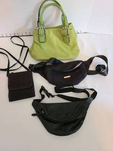 lot 1469 image: Purse, Fanny packs, wallet.