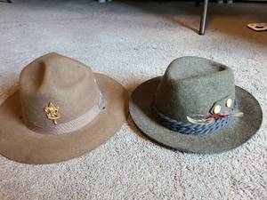 lot 1481 image: Boy Scout hat and German Alps hat.