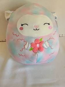 lot 1485 image: Squishmallows Lula lamb, 14in tall