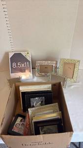 lot 1494 image: Assorted Picture Frames, Largest 8.5x11