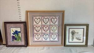 lot 1502 image: Framed Wall Decor - Largest 18x18