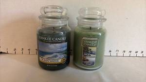 lot 1518 image: Yankee Candles