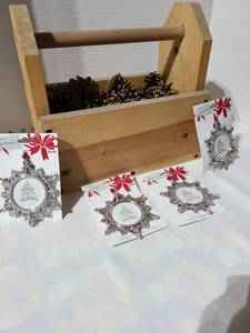 lot 3030 image: Wooden Caddy with Pinecones and Ornate Frame Ornaments