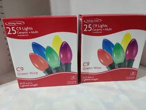 lot 3031 image: Holiday Home 25 C9 Lights Ceramic Multi Incandescent Green Wire 20 ft