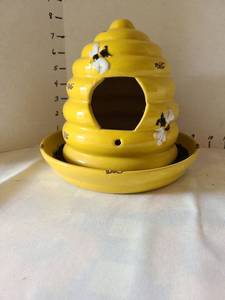 lot 3064 image: Yellow Ceramic Beehive Birdhouse with Bee Decorations