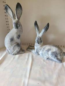 lot 3069 image: Outdoor bunny decor.