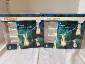 lot 3070 image: Sylvania 7 Iridescent Vintage Lights String Set 8 ft Indoor Outdoor