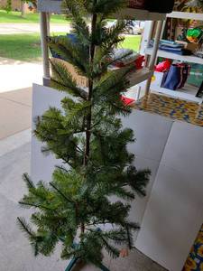 lot 3101 image: Artificial Christmas tree,  5ft tall