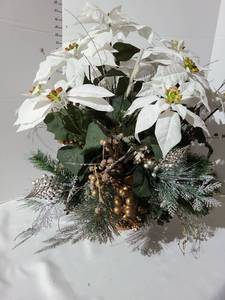lot 3201 image: Whte poinsettia arrangement in clay pot, 24in tall
