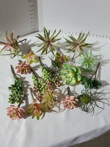 lot 3216 image: Faux succulent stems