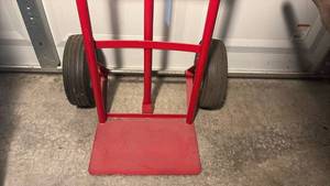 lot 3309 image: Red Dolly with Wheels