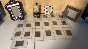 lot 3319 image: 4th of July, Soccer, and Clear Magnetic Pictures Frames