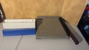lot 3330 image: Paper Cutter with Grid Cutting Surface, Ruler Guides & 3 Ring Binders