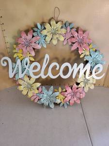 lot 3346 image: Tin floral welcome wreath.