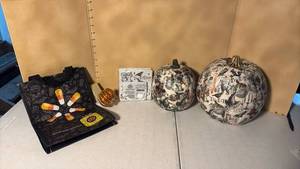 lot 3372 image: Halloween Decorations - Pumpkins, Napkins, Air Freshener, Bag